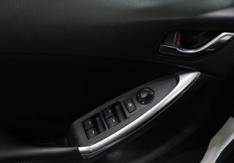 Подержанный автомобиль Mazda CX-5 2013 года (12 фото)