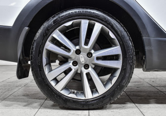 Подержанный автомобиль LADA (ВАЗ) Vesta Wagon 2018 года (9 фото)