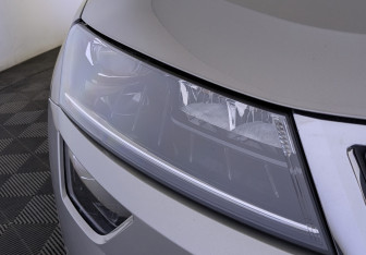 Подержанный автомобиль Skoda Karoq 2021 года (11 фото)
