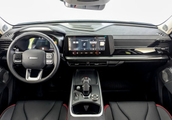 Подержанный автомобиль Haval H3 2024 года (15 фото)