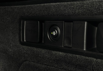 Подержанный автомобиль BMW X5 2018 года (23 фото)