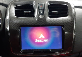 Подержанный автомобиль Renault Sandero 2020 года (15 фото)