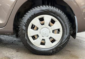 Подержанный автомобиль Skoda Rapid Liftback 2018 года (13 фото)