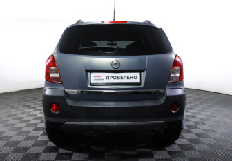 Подержанный автомобиль Opel Antara 2012 года (6 фото)