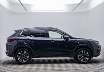 Подержанный автомобиль Exeed LX 2023 года (6 фото)