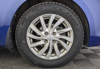 Подержанный автомобиль Hyundai Solaris Hatchback 2016 года (9 фото)