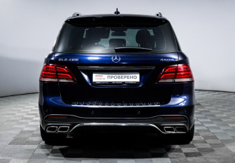 Подержанный автомобиль Mercedes-Benz GLE 2015 года (6 фото)