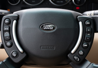 Подержанный автомобиль Land Rover Range Rover 2007 года (22 фото)