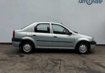 Подержанный автомобиль Renault Logan Sedan 2008 года (4 фото)