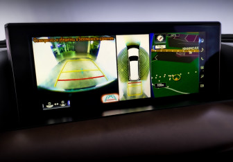 Подержанный автомобиль Lexus LX 2018 года (28 фото)