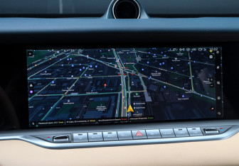 Подержанный автомобиль Voyah Free 2023 года (18 фото)