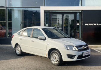 Подержанный автомобиль LADA (ВАЗ) Granta Liftback 2018 года (3 фото)