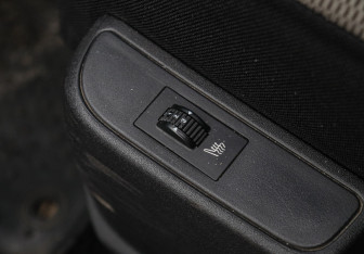 Подержанный автомобиль Citroen C4 Hatchback 2010 года (14 фото)