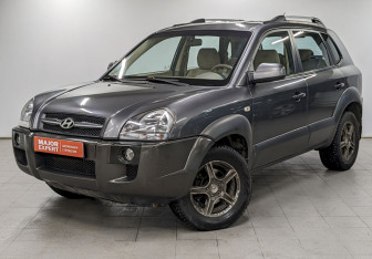 Подержанный автомобиль Hyundai Tucson 2008 года (1 фото)