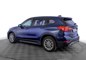 Подержанный автомобиль BMW X1 2018 года (7 фото)