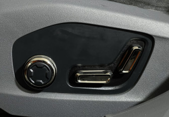 Подержанный автомобиль Zeekr 001 2023 года (15 фото)