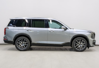 Новый GAC GS8 2025 (4 фото)