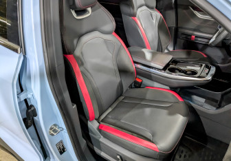 Подержанный автомобиль Jetour Dashing 2023 года (24 фото)