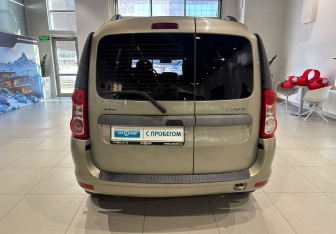 Подержанный автомобиль LADA (ВАЗ) Largus Wagon 2012 года (5 фото)