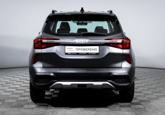 Подержанный автомобиль Kia Seltos 2022 года (6 фото)