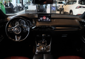 Подержанный автомобиль Mazda CX-9 2021 года (24 фото)