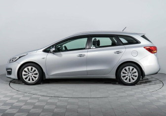 Подержанный автомобиль Kia Ceed Wagon 2015 года (3 фото)