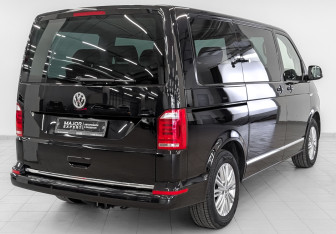 Подержанный автомобиль Volkswagen Multivan 2019 года (5 фото)