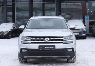 Подержанный автомобиль Volkswagen Teramont 2018 года (2 фото)