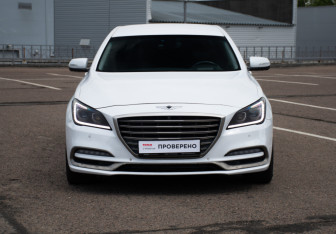 Подержанный автомобиль Genesis G80 2018 года (2 фото)