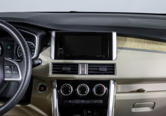 Подержанный автомобиль Mitsubishi Xpander 2021 года (13 фото)