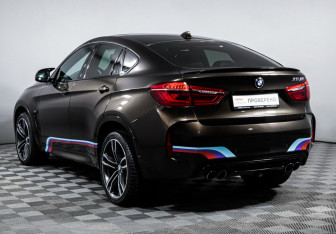 Подержанный автомобиль BMW X6 M 2018 года (7 фото)