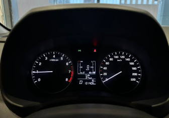 Подержанный автомобиль Hyundai Creta 2018 года (16 фото)