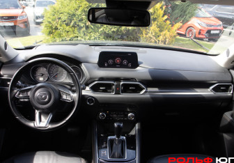 Подержанный автомобиль Mazda CX-5 2019 года (12 фото)