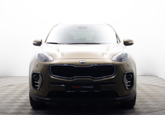 Подержанный автомобиль Kia Sportage 2016 года (8 фото)