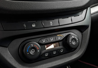 Подержанный автомобиль LADA (ВАЗ) Vesta Sedan 2016 года (21 фото)