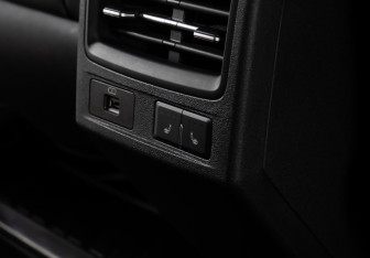 Подержанный автомобиль Omoda C5 2022 года (18 фото)