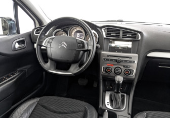 Подержанный автомобиль Citroen C4 Sedan 2018 года (28 фото)