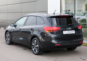 Подержанный автомобиль Kia Ceed Wagon 2014 года (7 фото)