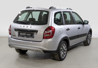 Подержанный автомобиль LADA (ВАЗ) Granta Wagon 2023 года (5 фото)