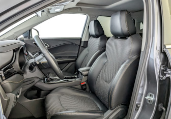 Подержанный автомобиль Москвич 3 2023 года (20 фото)