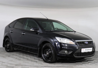 Подержанный автомобиль Ford Focus Sedan 2010 года (2 фото)
