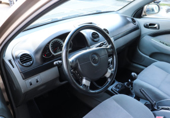 Подержанный автомобиль Chevrolet Lacetti Hatchback 2007 года (7 фото)