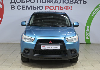 Подержанный автомобиль Mitsubishi ASX 2010 года (2 фото)