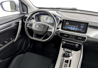 Подержанный автомобиль Geely Coolray 2022 года (30 фото)