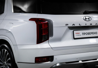 Подержанный автомобиль Hyundai Palisade 2022 года (16 фото)