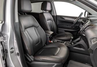 Подержанный автомобиль JAC S5 (Eagle) 2020 года (23 фото)