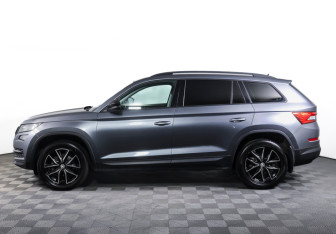 Подержанный автомобиль Skoda Kodiaq 2019 года (8 фото)
