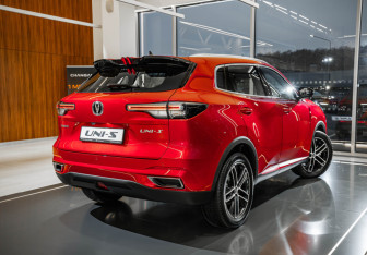 Новый Changan UNI-S 2025 (5 фото)