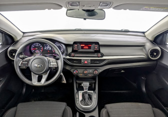 Подержанный автомобиль Kia Cerato Sedan 2020 года (14 фото)