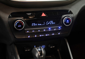 Подержанный автомобиль Hyundai Tucson 2020 года (18 фото)